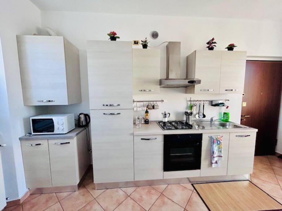 Casa Lucia A Carugo Lägenhet Exteriör bild
