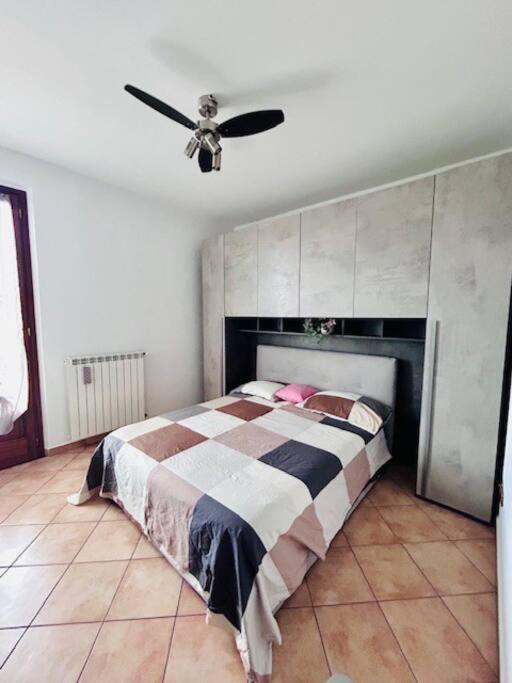 Casa Lucia A Carugo Lägenhet Exteriör bild